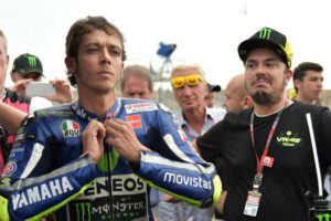 uccio salucci motosport ganhar amico vr46 lorenzo battere phillip