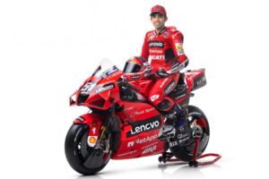 MotoGP, Michele Pirro: “Percebi porque é que o Valentino não foi competitivo com a Ducati” thumbnail