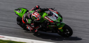 SBK, 2021: Rea à frente dos treinos em Barcelona thumbnail