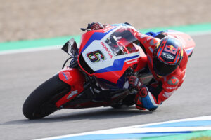 MotoGP, 2021, Jerez – Bradl forte no primeiro dia thumbnail