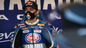 SBK, 2021: Toprak Razgatlıoğlu retirado do Teste de SBK de Barcelona com Covid thumbnail