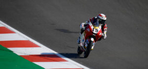 Moto3, 2021, Le Mans: Izdihar lidera Warm Up molhado thumbnail