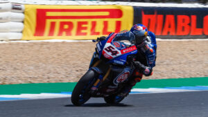 SBK, Estoril, TL2: Razgatlioglu segue na frente thumbnail