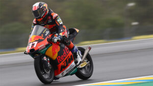 Moto3, 2021, Estíria: Acosta magistral vence, Garcia cai mas salva 2º thumbnail