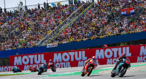 MotoGP, 2021 : Assen vai poder ter 11.500 fãs nas bancadas thumbnail