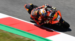 Moto2, 2021, Silverstone: Fernández melhora para liderar TL2 thumbnail