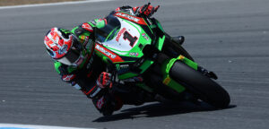 SBK, 2021, Donington: Rea supera Razgatlioglu no último segundo thumbnail