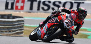 SBK, 2021, Estoril: Redding vence 1ª corrida sobre Razgatlioglu e Rea thumbnail