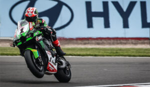 SBK, 2021, Assen: Corrida 1 corre perfeita a Rea thumbnail