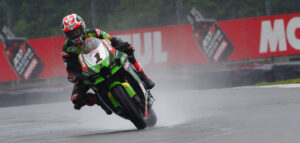 SBK, 2021, Donington Park: Chuva traz britânicos para o topo no TL3 thumbnail