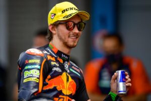 MotoGP: Gardner e  Fernández abrem época com bate-boca thumbnail