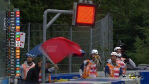 MotoGP, 2021, Estíria: Bandeiras vermelhas depois de acidente seguido de incêndio thumbnail