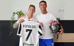 MotoGP, 2021, Silverstone: El Diablo encontra o CR7 thumbnail