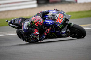 MotoGP, Silverstone: Fabio Quartararo vence corrida e aumenta vantagem no campeonato thumbnail