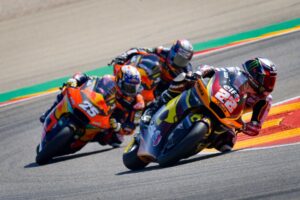 MotoGP: Moto 2 e Moto 3 na montanha-russa de Portimão thumbnail