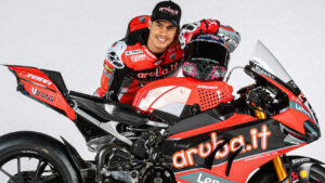 SBK, 2021, Magny-Cours: Rinaldi fica na Ducati Aruba thumbnail