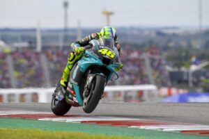 MotoGP, 2021, Misano 2: Ministro entrega ‘Prémio Carreira’ a Valentino Rossi thumbnail