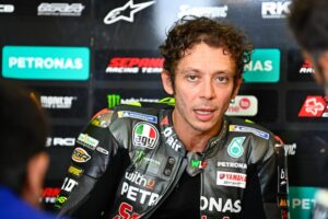 MotoGP: Valenti Rossi atribui quebra da Yamaha à troca do ECU thumbnail