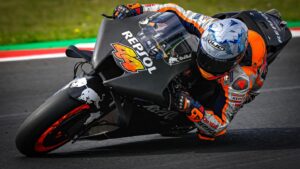 MotoGP, Pol Espargaró elogia equipa: “Podemos ver o músculo da Honda” thumbnail