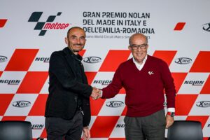 MotoGP, CEO da Ducati lança aviso a Márquez: “Espero corridas sem acidentes, não gosto de contactos” thumbnail