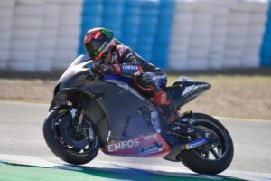 MotoGP, Quartararo crítico: “Tentámos muitas coisas, mas não senti nenhuma melhoria” thumbnail