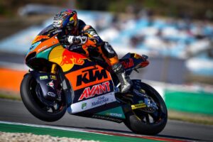 Moto2, 2021, Algarve, Corrida: Gardner arranca vitória a ferros de Fernandez thumbnail