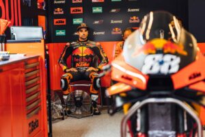 MotoGP, Miguel Oliveira: “A lesão no pulso deixou-nos numa zona cinzenta, sem perceber se era eu, a mota… ou os dois” thumbnail