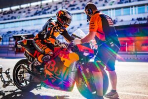 MotoGP, 2021, Algarve – Miguel Oliveira: “Estamos longe do que ambicionamos” thumbnail