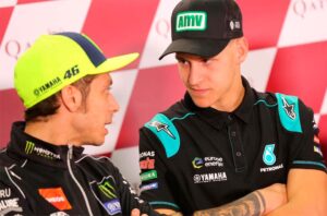 MotoGP, Fabio Quartararo: “Tinha de fazer algo para prestar tributo ao Valentino” thumbnail