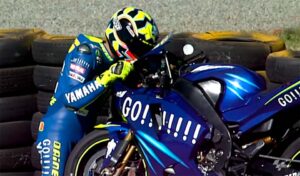 Mensagem da Yamaha YZR-M1 MotoGP para Valentino Rossi (vídeo) thumbnail