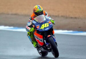 MotoGP Portugal 2002: Chuva embalou Rossi para a vitória thumbnail