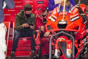 MotoGP, Casey Stoner: “Não há limites de pista” thumbnail