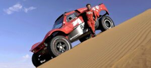 MotoGP: Carlos Checa também se estreia no Rali Dakar thumbnail