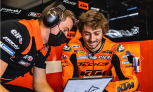 MotoGP, 2022, EUA, Remy Gardner (20.º): “Depois de seis ou sete voltas, estava exausto” thumbnail