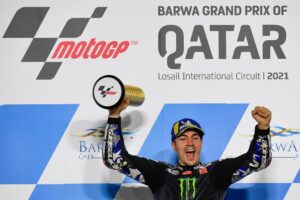 MotoGP: Maverick Viñales foi o primeiro vencedor da época de 2021 thumbnail