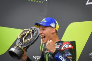 MotoGP, Fabio Quartararo encara a época “como se não fosse o campeão” thumbnail