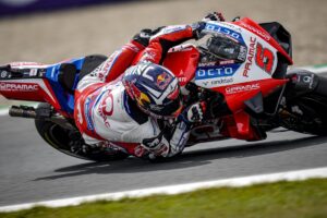 MotoGP, Francesco Guidotti: “O Johann Zarco às vezes perde-se” thumbnail