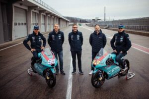 Moto3, CFMoto Racing PrüstelGP revela motos para 2022 thumbnail