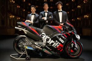 MotoGP, Aleix Espargaró e Maverick Viñales renovam com a Aprilia thumbnail