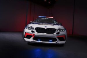 MotoGP, BMW apresenta o novo safety car para a época de 2022 thumbnail