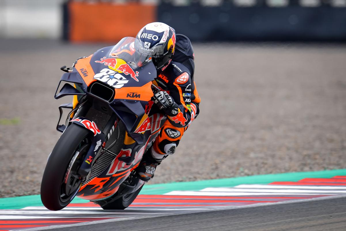 Miguel Oliveira caiu. Quanto custa reparar uma mota de MotoGP?