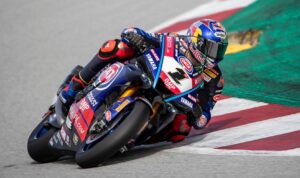 Superbike, Testes Barcelona: Toprak Razgatlioglu perto do recorde da pole com pneus de corrida thumbnail