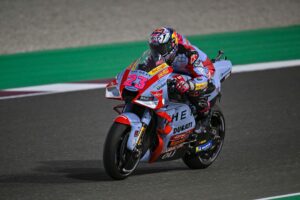 MotoGP, Enea Bastianini venceu o primeiro round no Qatar thumbnail