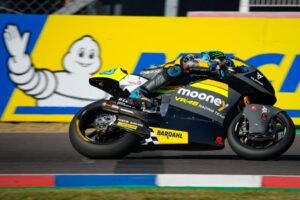 Moto2, 2022, Argentina, Corrida: Vence Vietti após contacto com Aldeguer thumbnail