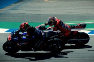 MotoGP: Menos testes a partir de 2023, combustível 100% não fóssil até 2027 thumbnail