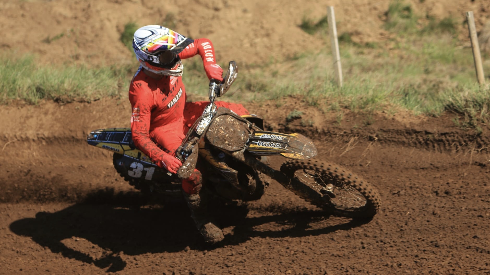 CN Motocross, São Quintino, MX2: Luís Oliveira vence corrida disputadíssima! thumbnail