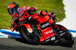 MotoGP, 2022, Espanha, Q2: Pole position dominante para Pecco Bagnaia thumbnail