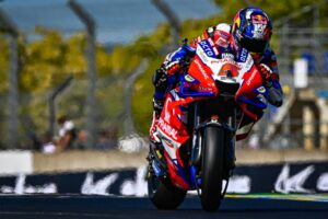 MotoGP, França, TL3: Johann Zarco no topo e com novo recorde em Le Mans thumbnail