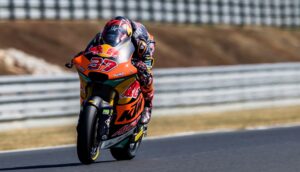 Moto2, França, Corrida: Vitória sem espinhas para Augusto Fernandez thumbnail