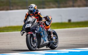 MotoGP, Testes Jerez, Miguel Oliveira (KTM): “Tive problemas com os pneus novos” thumbnail